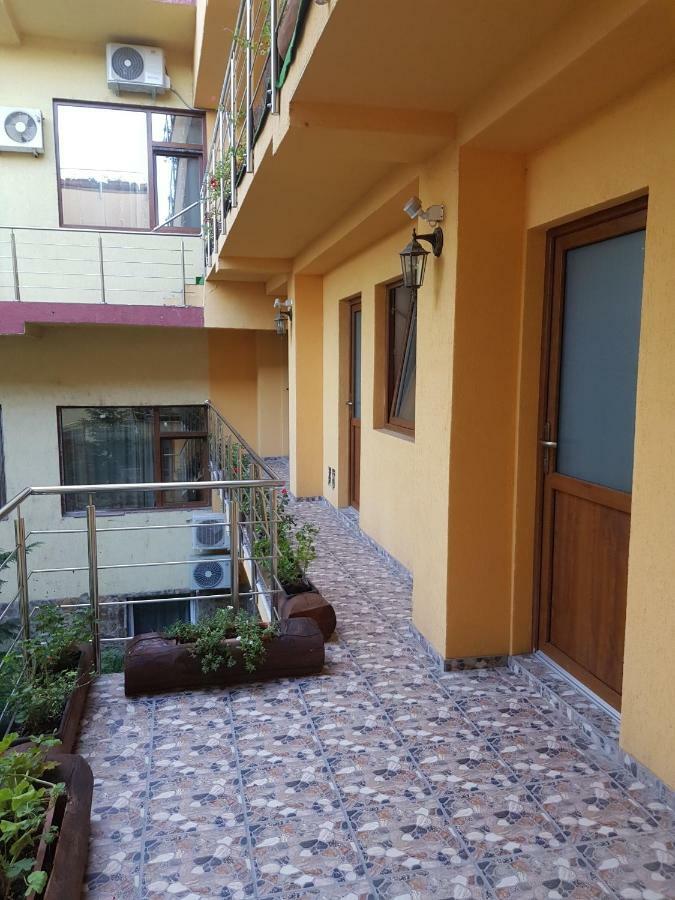 Casa Tiky Otel Temeşvar Dış mekan fotoğraf